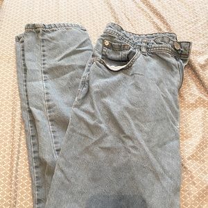 Gently worn wednesdays girl mom jeans